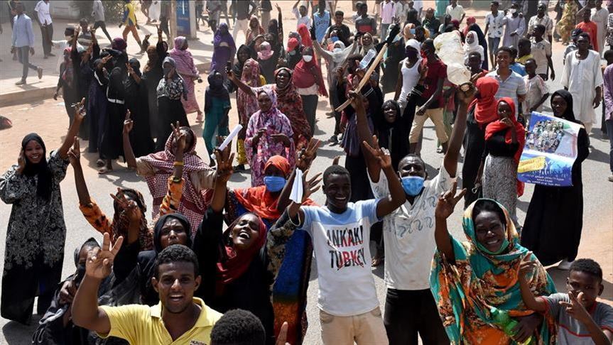 Soudan : Des milliers de manifestants revendiquent de "rectifier le processus de la révolution"