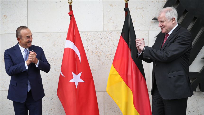 Turkish FM meets German IM in Berlin