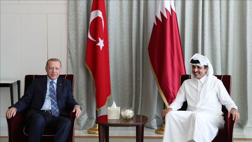 Erdogan se tokom posjete Kataru sastao s emirom Al Thanijem