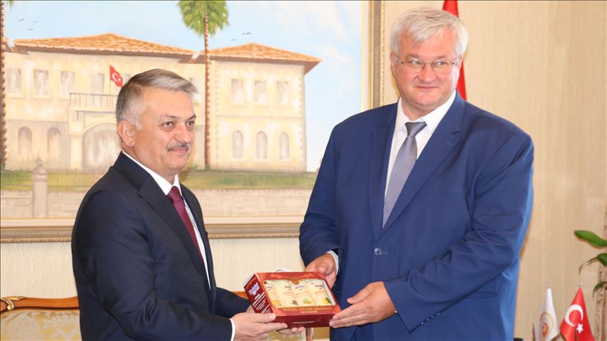 Посол Украины призвал соотечественников приезжать на отдых в Турцию