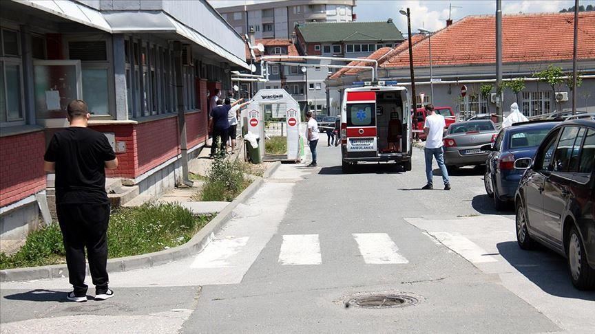 Serbia declares emergency in capital as infections rise