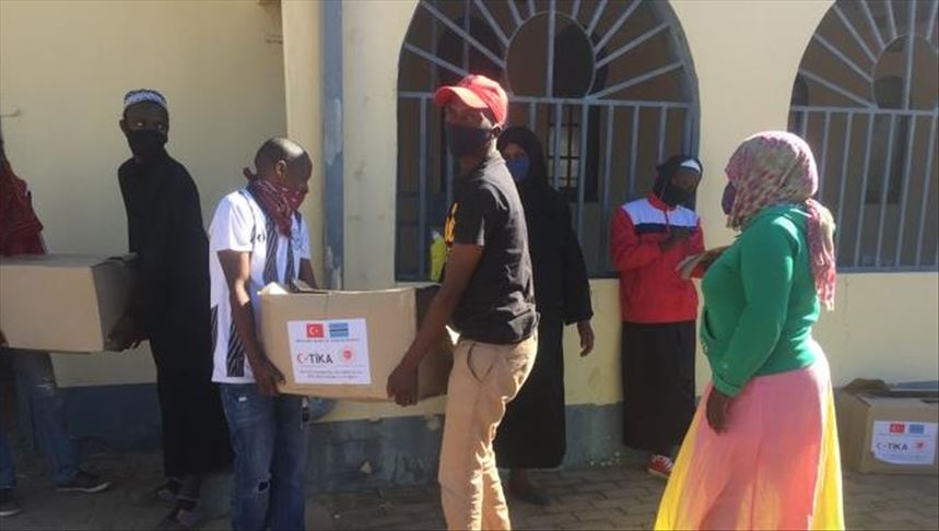 Turkey's aid agency distributes food in Botswana