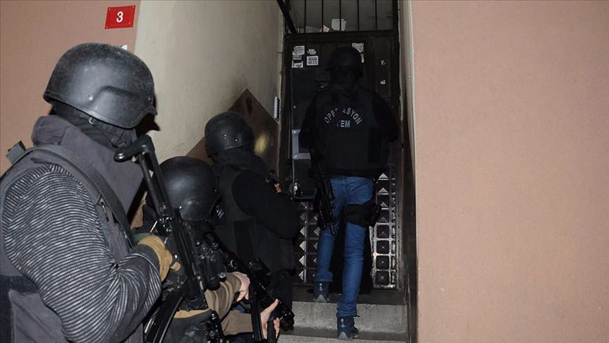 İstanbul'da DEAŞ'a yönelik operasyonda 17 gözaltı