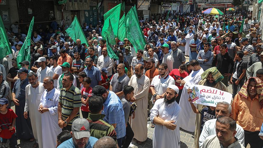 İsrail'in 'ilhak' planı Gazze'de binlerce kişinin katıldığı yürüyüşle protesto edildi