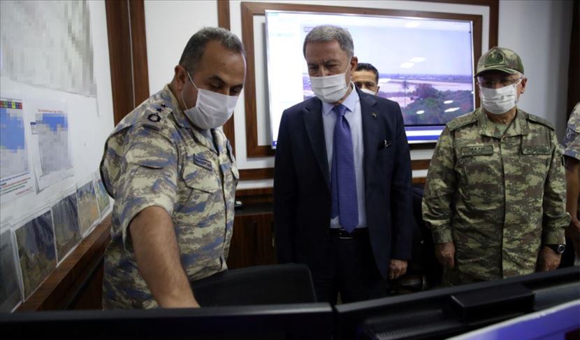وزير الدفاع التركي: سنفعل كل مايلزم من أجل أشقائنا الليبيين