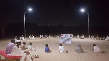 "الإغاثة التركية" تنير ليالي طلاب القرآن الكريم بالسودان