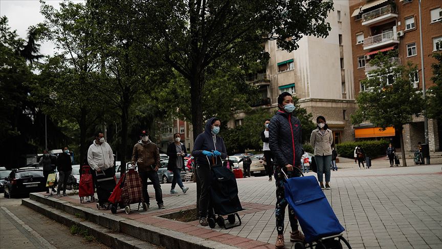 İspanya'da bir ilçe Kovid-19'da ikinci dalga nedeniyle karantinaya alındı