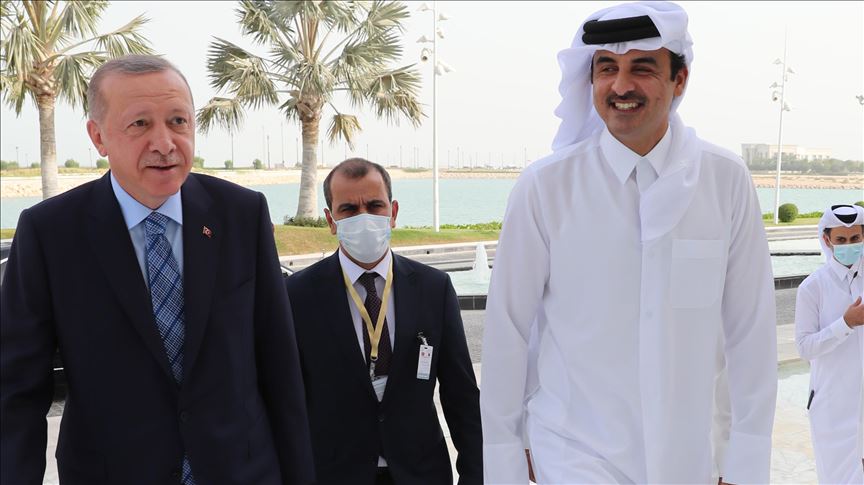 Emir catarí resalta los lazos culturales entre Turquía y Catar