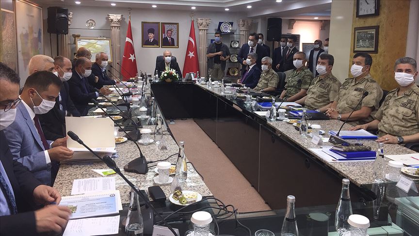 İçişleri Bakanı Soylu başkanlığında Mardin'de düzenlenen güvenlik toplantısı başladı