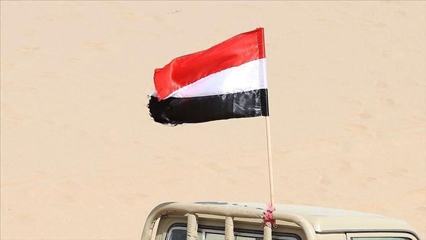 مسؤول يمني: نطلب من ابن زايد "رفع يده" عن موانئنا ونفطنا 