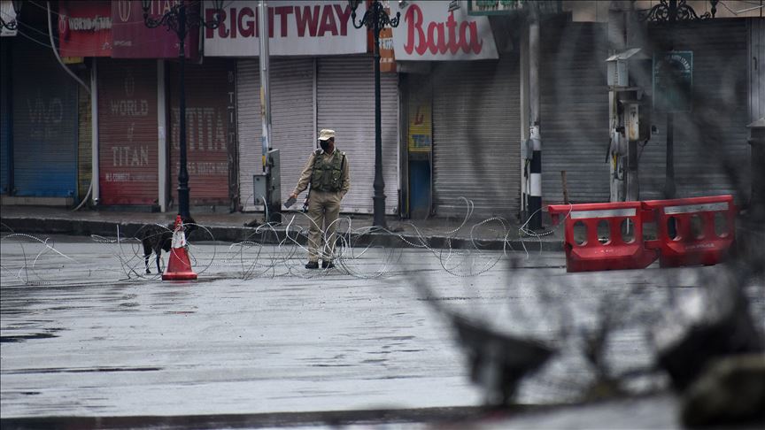 Kashmir bans Muslim gatherings but OKs Hindu pilgrimage