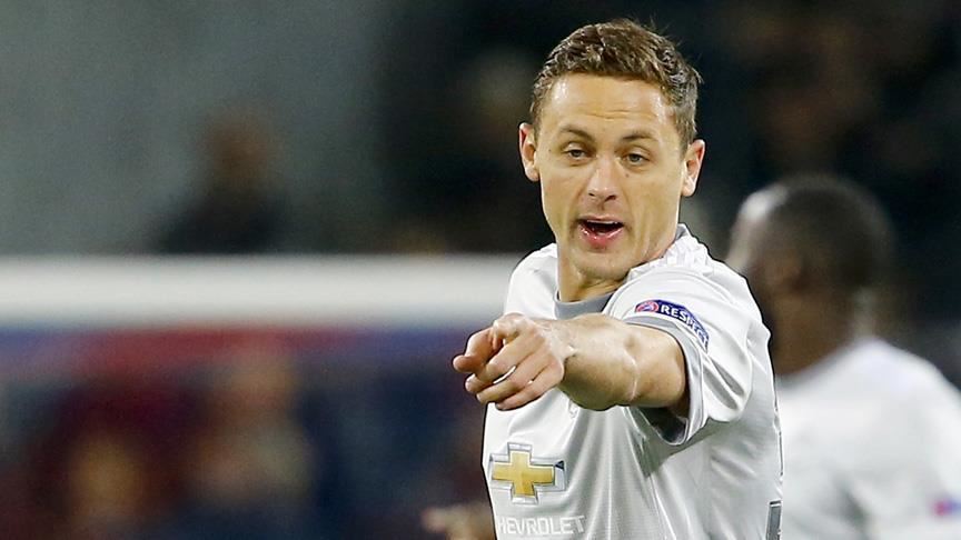 Matic signs new 3-year deal with Manchester United