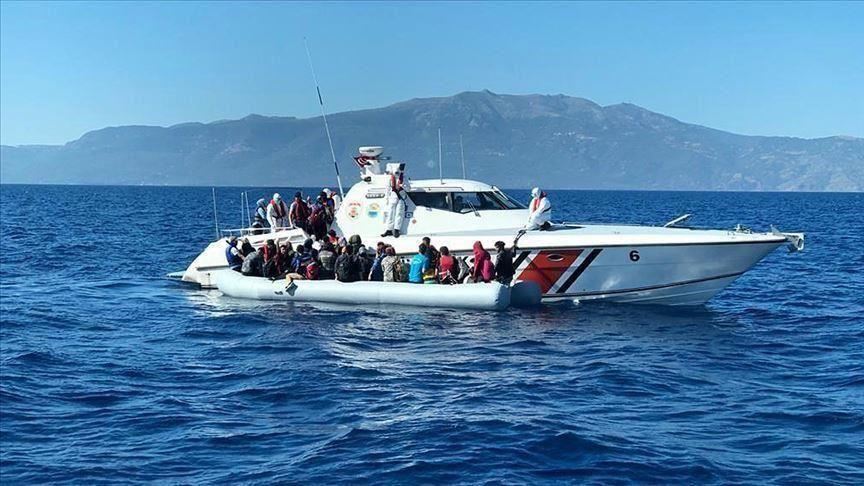 La Turquie sauve 24 réfugiés refoulés par les gardes-côtes grecs