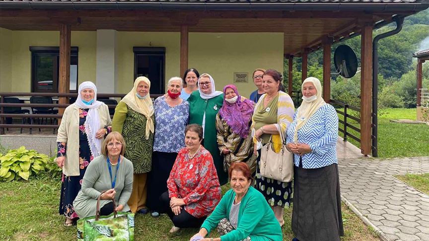 Turković s majkama Srebrenice i Žepe: Puna podrška u borbi za istinu i  pravdu