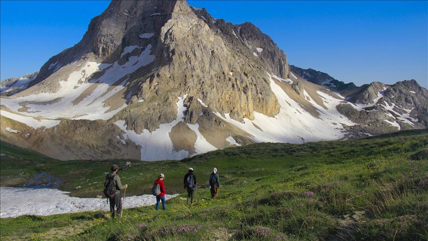 درههای مرجانی و دریاچههای یخی کوههای مونزور ترکیه؛ جلوهای از جادوی طبیعت