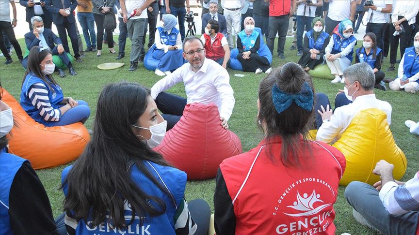 Türkiye'nin en büyük gençlik merkezi Malatya'da açılacak