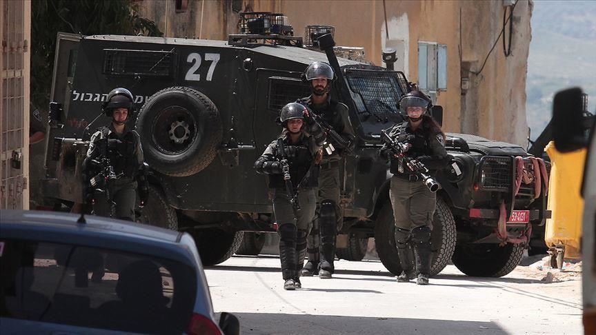 Israeli soldiers break protest by Palestinians
