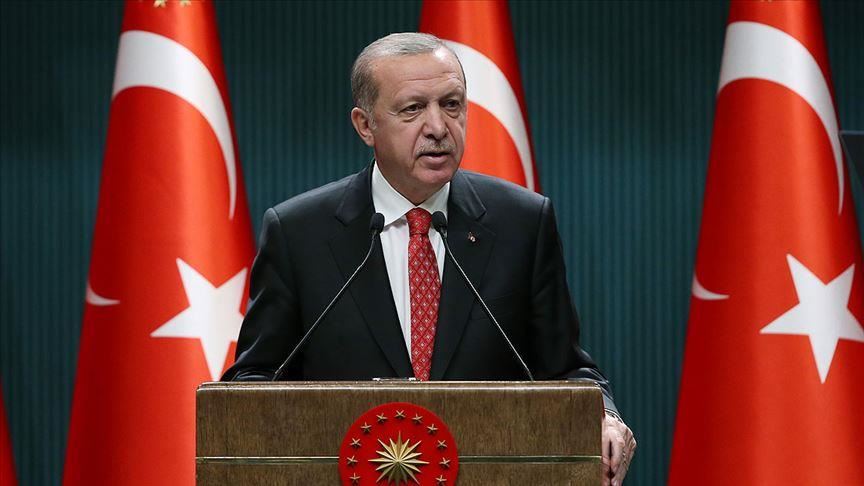 Cumhurbaşkanı Erdoğan, TBMM Başkanlığına yeniden seçilen Mustafa Şentop'u kutladı