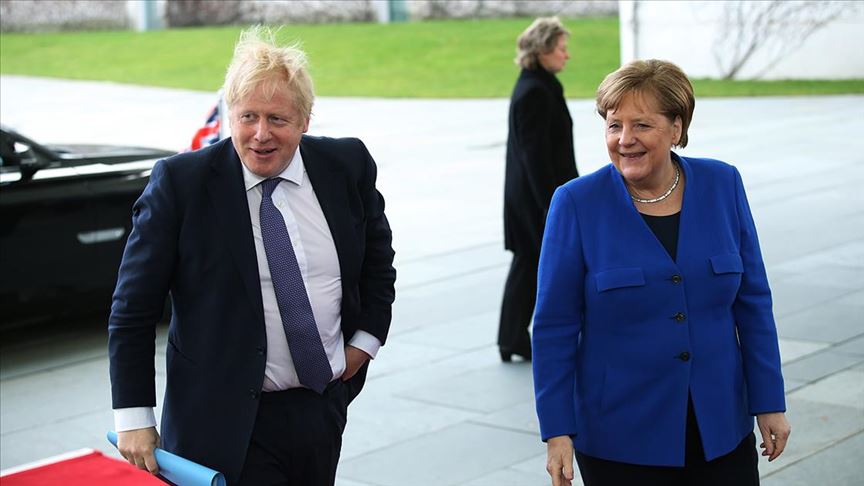 Johnson ve Merkel, Brexit sonrası ilişkiler ile Libya'yı görüştü
