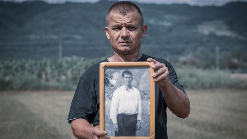 Бахрудин Салиховиќ од Сребреница: „Пред 25 години одев и спиев меѓу мртвите“
