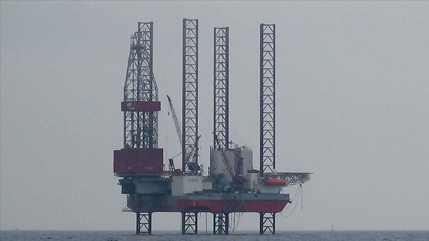 Küresel petrol arzı 9 yılın en düşüğünde