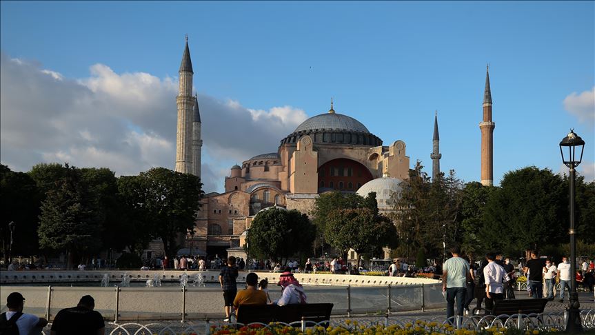 Pakistani lawmaker hails Turkey's Hagia Sophia move