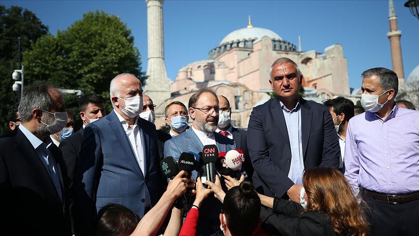 ayasofya camisi nde incelemelerde bulundu