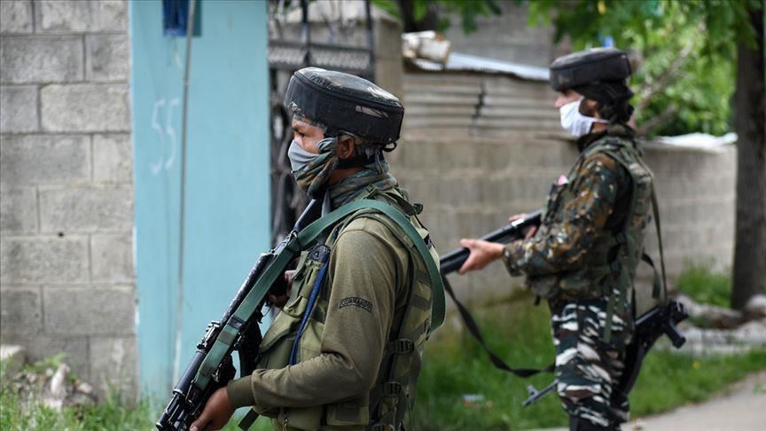 Kashmir gunfight leaves 3 militants dead, police say