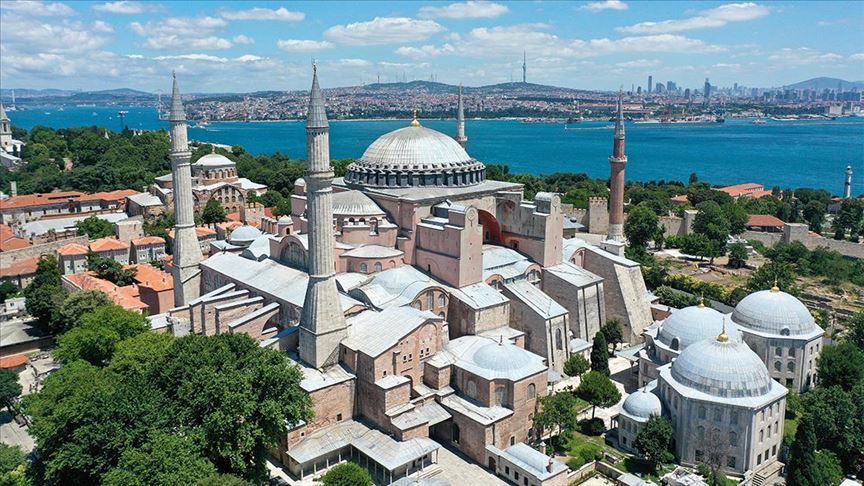 Prof Dr Fahameddin Basar Ayasofya Istanbul Un Fethinin Bir Hatirasi
