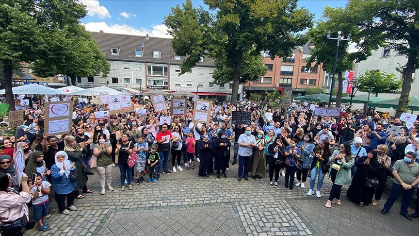 ألمانيا.. مسيرة داعمة لأسر فُرضت الوصاية على أولادها