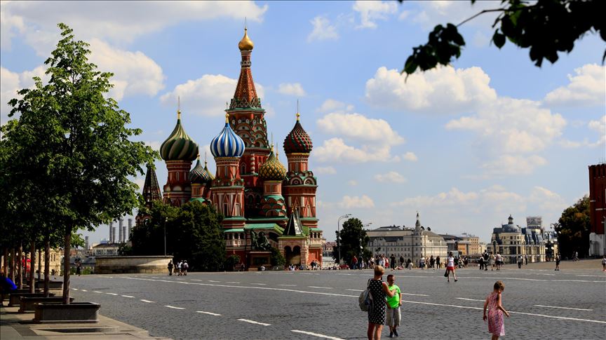 Количество случаев COVID-19 в России приблизилось к 730 тыс.