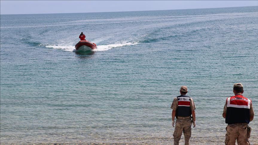 Turkey: 6 more migrant bodies pulled out of lake