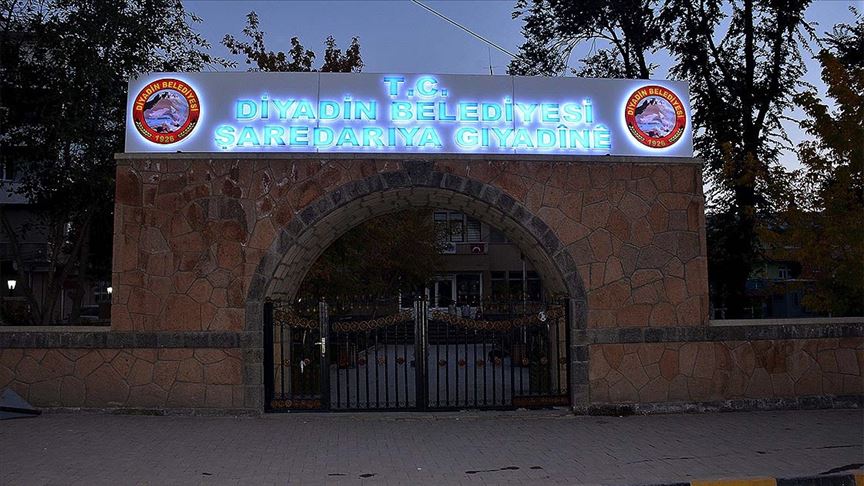 HDP'li Diyadin Belediye Başkanı Betül Yaşar terör soruşturmasında gözaltına alındı