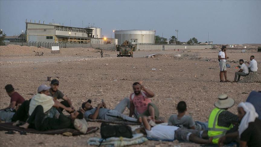 Tunisie : Sit-in devant une station de pompage de pétrole à Tataouine 