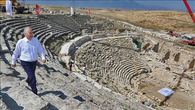Antik tiyatro 1600 yıl sonra yeniden sanatla buluşacak