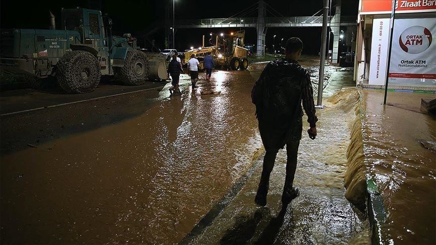 Floods kill 2, injure 11 in Turkey’s Black Sea region