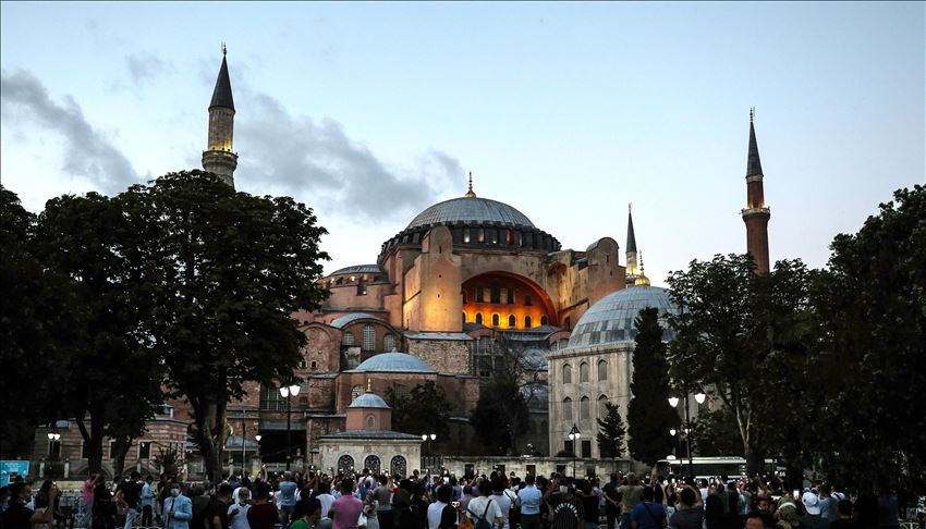 Ormas Islam dan anggota DPR Indonesia dukung kedaulatan Turki atas Hagia Sophia