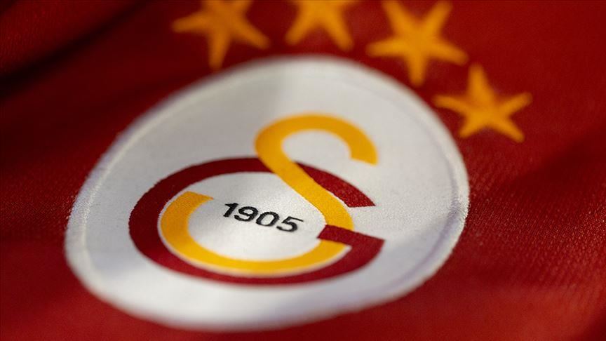 Galatasaray head coach to stay for another year