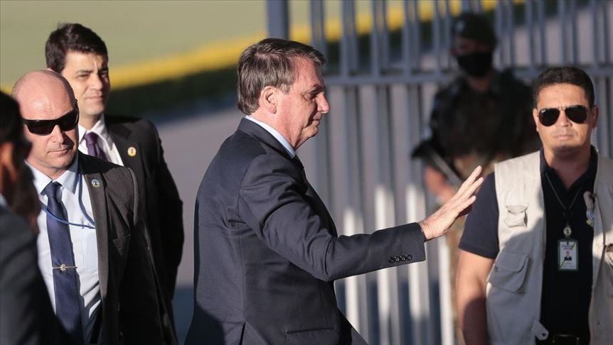 Chico Buarque y otros artistas exigen la destitución de Bolsonaro