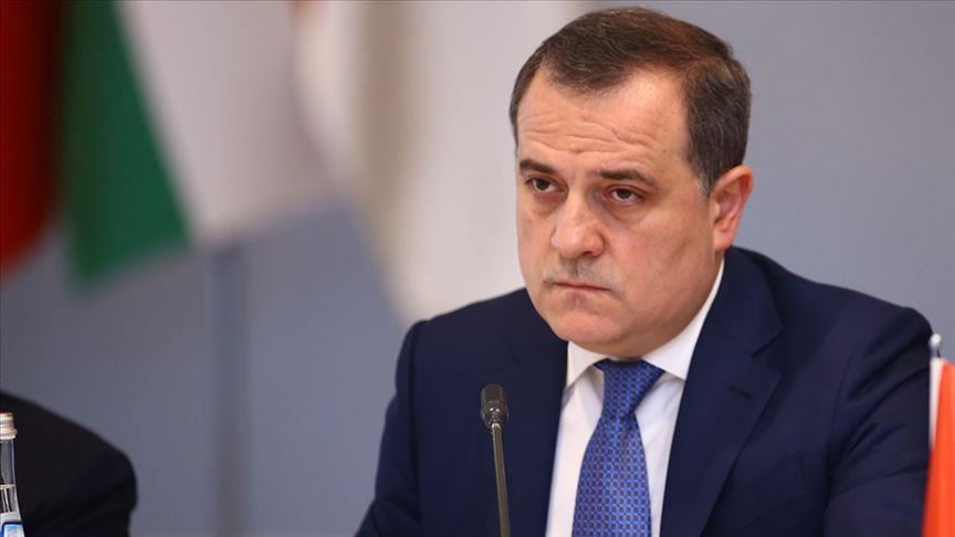Cavusoglu félicite le nouveau chef de la diplomatie azerbaïdjanaise, Bayramov
