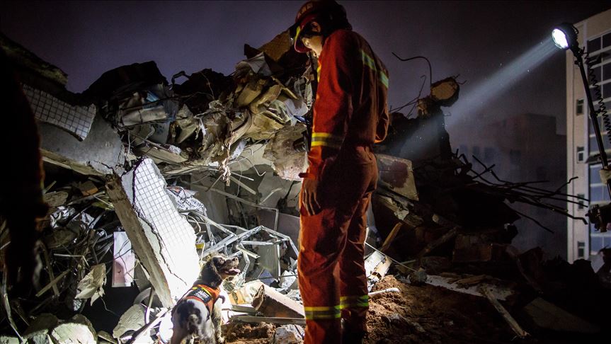 Landslides kill 6 in southwest China