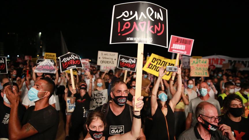 Intensifikohen protestat kundër Netanyahut 
