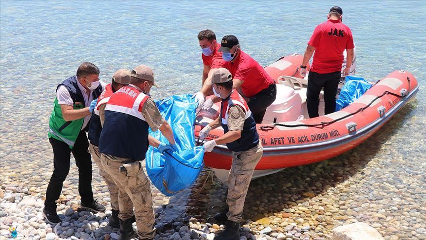 5 more bodies pulled from lake in eastern Turkey
