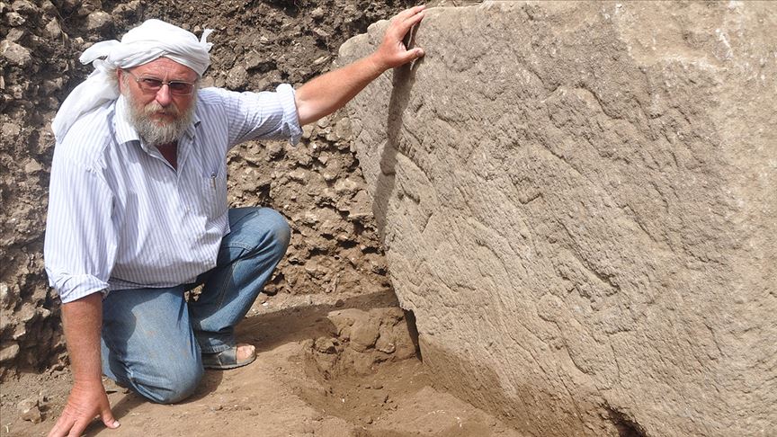 Göbeklitepe ile tarihe ışık tutan profesör anılıyor
