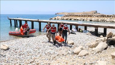 Van Gölü'nde teknenin batması sonucu kaybolan bir kişinin daha cesedi bulundu