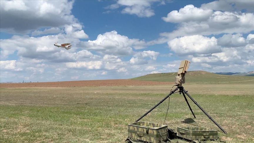 Empresa de defensa en Turquía presenta microtecnología antidrones 