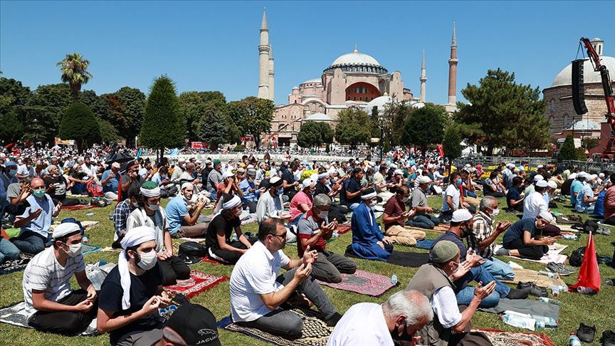 Kuzey Makedonya’da Ayasofya-i Kebir Cami-i Şerifi için şükür secdesi yapıldı