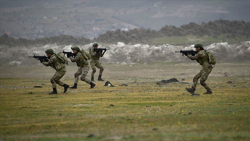 الدفاع التركية: تحييد إرهابي من "ي ب ك" شمالي سوريا