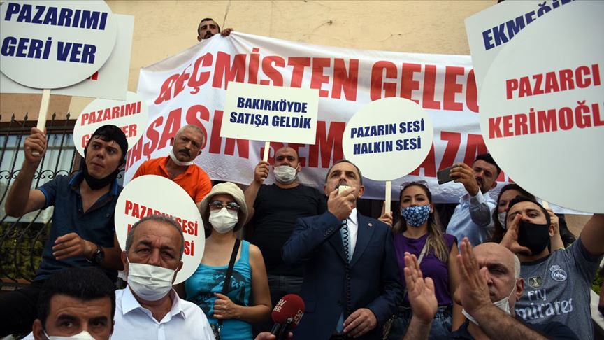 Pazar yerleri kapatılan pazarcılardan eylem