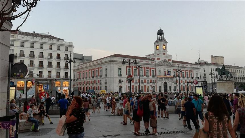 Turismo en España se tambalea por el aumento de casos de coronavirus
